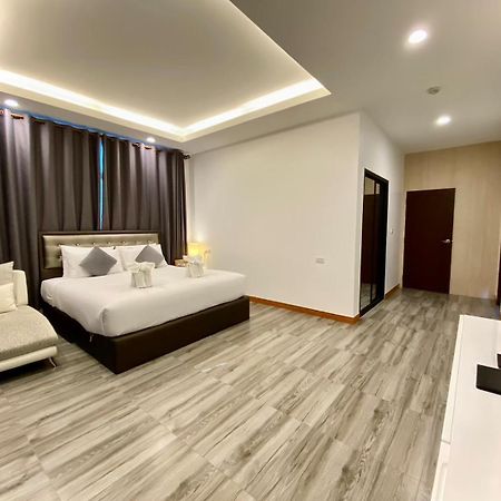 The Vet Boutique Hotel - Sha Extra Plus San Kamphaeng Exterior photo